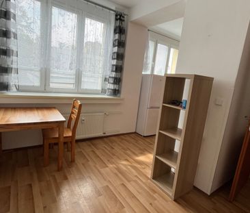 Pronájem bytu 2+kk • 40 m² bez realitkyMoskevská, Kladno - Kladno, ... - Fotografie 1