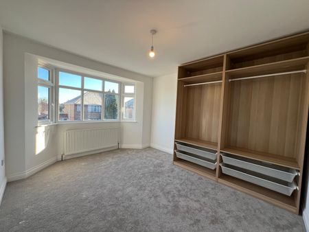 Hayes End Drive, Hayes, UB4 8HE - Photo 2