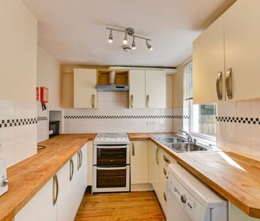 6 bedroom house to rent - Photo 4