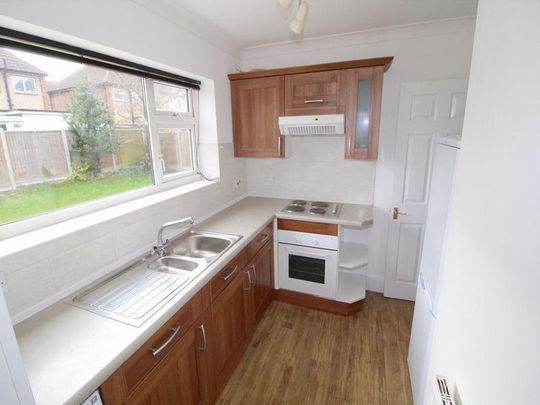 2 bedroom flat to rent - Photo 1