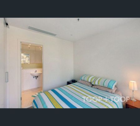 502/25 Colley Terrace, Glenelg, SA 5045 - Photo 4