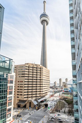 Luxury 1BR Condo - Stunning Views Of CN Tower! - Can be rented from November 26, 2023 to March 1, 2024 - Photo 4