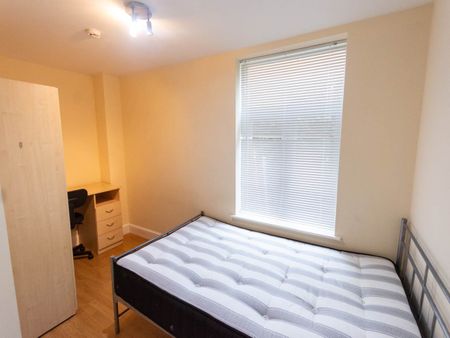 Llanbleddian Gardens, Cathays, Cardiff - Photo 3