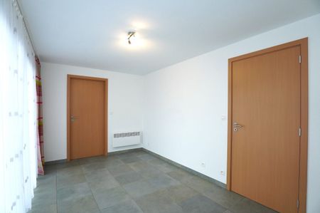 Sehr schöne Wohnung in Homburg, rue de Sippenaeken 26, in einer ruhigen Seitenstraße, mit Terrasse und Carport - Foto 4