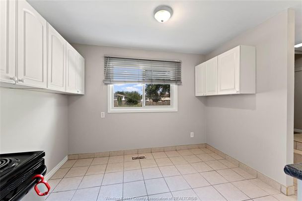 For Lease - 5430 LASSALINE, Windsor, Ontario - Photo 1