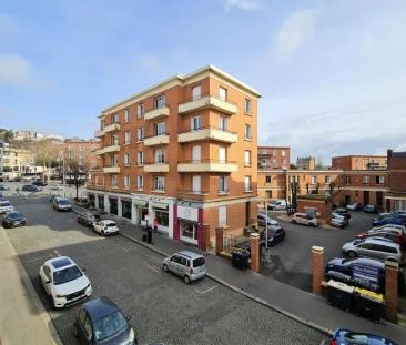 Appartement à louer 2 pièces 52.8m² - Photo 2