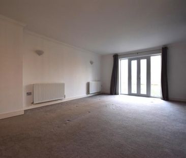 5 Bedroom Detached To Let - Photo 1
