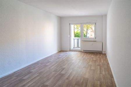 ++ zentrumsnah ++ Singlewohnung mit Südbalkon und großer Küche - Foto 2