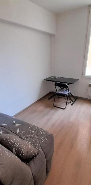 Location Appartement 1 pièce 18m² AIX EN PROVENCE 13100 - Photo 1