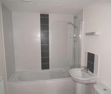 Charlotte Street, Crediton, Devon, EX17 - Photo 4