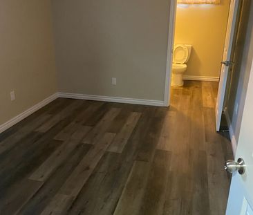 For Lease - 223 Erindale Avenue Unit# Bsmt, Hamilton, Ontario - Photo 6