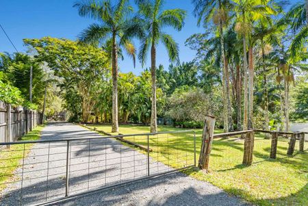 Bonogin Acreage Living - Photo 2