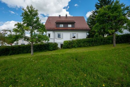 Charmantes Wohnhaus mit großem Garten in gefragter Lage - Photo 5