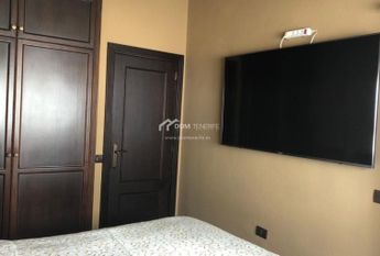 Chalet adosado · Alquiler a largo plazo ·