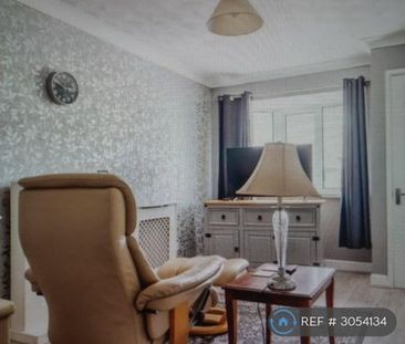 2 bedroom bungalow to rent - Photo 1