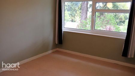 3 bedroom end of terrace house to rent - Photo 4