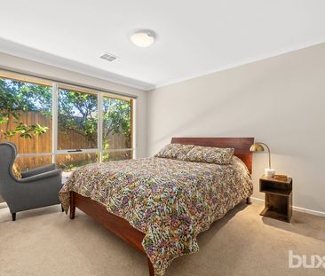 Renovated 3 bedroom home - Photo 6