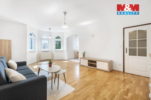 Pronájem bytu 2+1 67 m², Jizerská 914, Kosmonosy - Photo 1