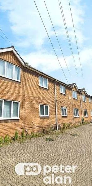 St. Mary Street, Risca, Newport, NP11 - Photo 1