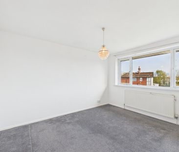 3 bedroom House in Welbeck Road, Maidenhead - Photo 4