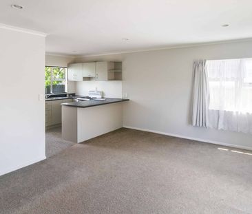 Standalone two bedroom home! - Photo 4