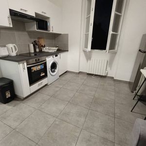 À louer – T2 meublé 28 m² – Centre-ville de Nantes - Photo 2