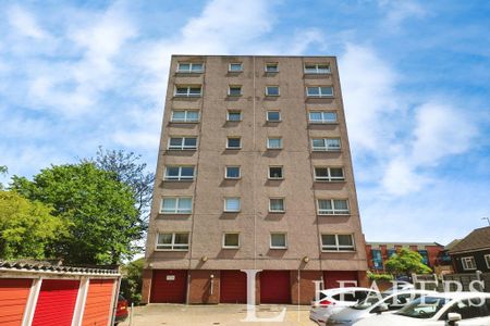 1 bedroom flat to rent - Photo 4