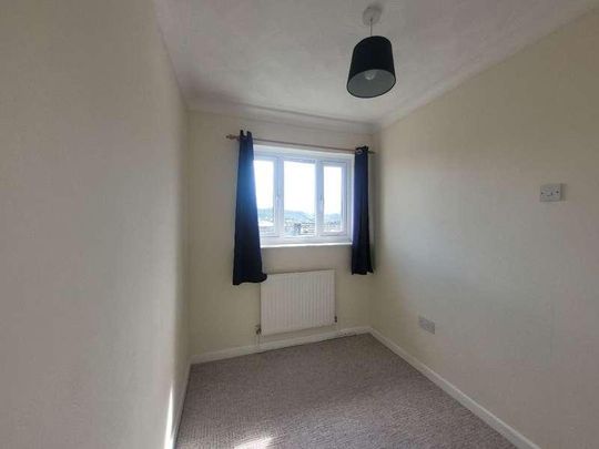 Elim Court, NP22 - Photo 1