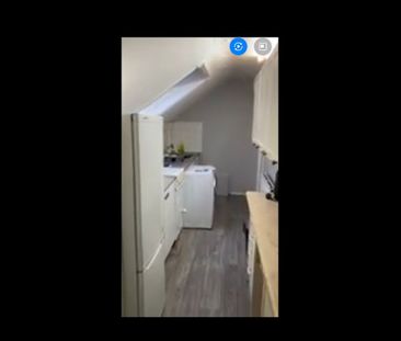 1 Bed Flat, Westfield Road, RG4 - Photo 2