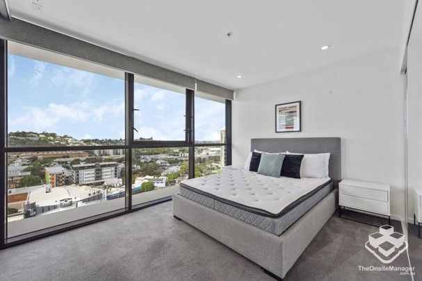 FURNISHED APARTMENT 1 BED, 1 BATH ON 50 HUDSON ROAD ALBION QLD 4010 - Photo 1