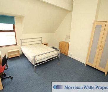 4 Bed - Beechwood View, Burley, Leeds - Photo 2