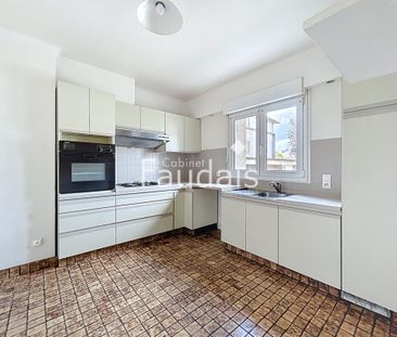 Location Maison 6 pièces 137m² ST LO 50000 - Photo 4