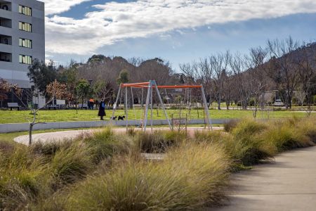 2/59 Constitution Avenue, Campbell. - Photo 2