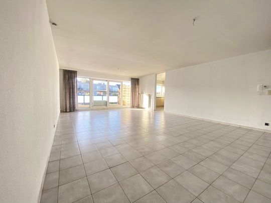 Groot appartement op wandelafstand van station en centrum! - Photo 1