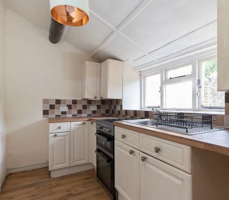 High Street, Withington GL54 4BQ - Photo 5