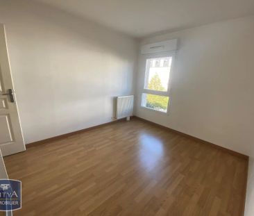 Appartement à louer 4 pièces 81.08m² - Photo 3