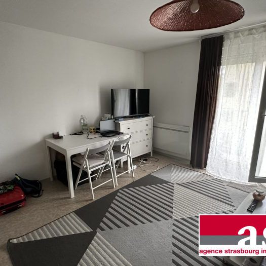 STUDIO 28 M² - Balcon - Photo 1
