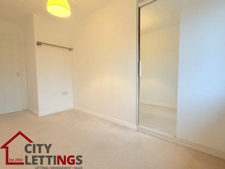 2 bedroom townhouse to rent - Photo 2