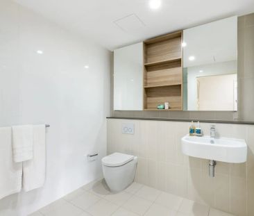 108/8 Waterview Drive, - Photo 5