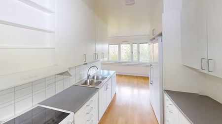 Liegatan, Västerås - Photo 2