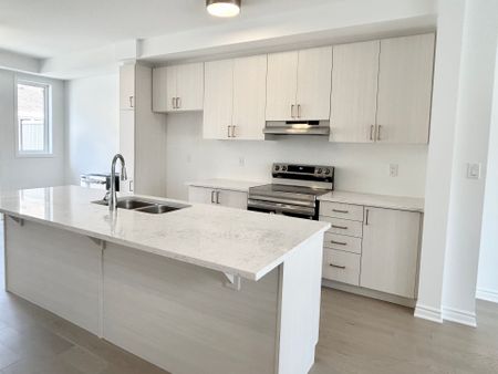 For Lease - 122 Avani Avenue, Markham, Ontario - Photo 5