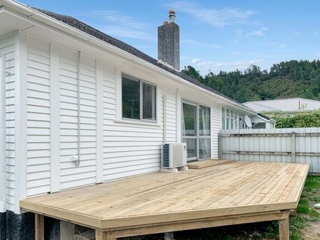 2 Bedroom in Stokes Valley - Photo 4