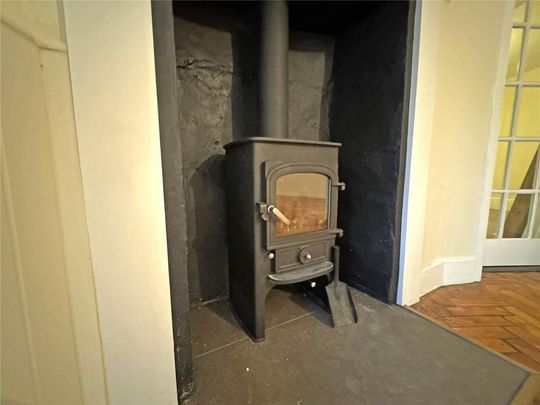 2 bedroom end of terrace house to rent - Photo 1