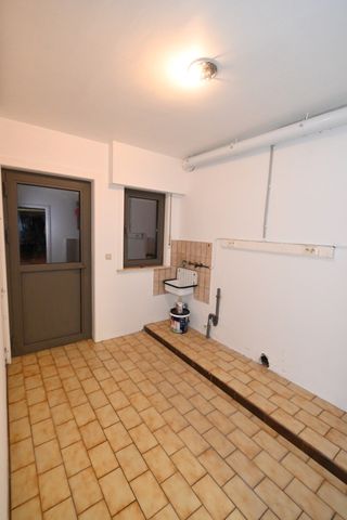 Woning met 4 slpks, tuin en garage - Photo 4