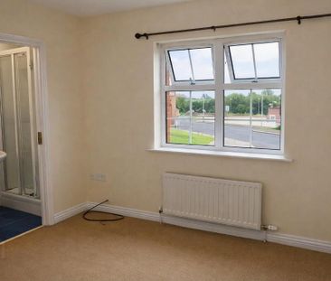 4 Larksborough Avenue, Newtownards, BT23 8SU - Photo 3
