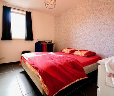 Centraal gelegen en recent appartement met 1 slpk en terras voor 72... - Photo 2