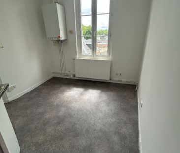 Location Appartement 2 pièces 23m² - Photo 3