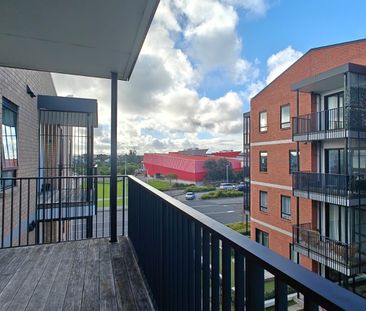 Property Management77 Hobsonville Point Road, Hobsonville - Apartme... - Photo 1
