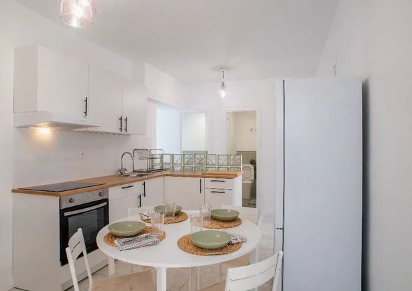 Carrer de Sant Lluís Bertran, Torrent, Valencian Community 46900