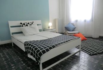 Via Santa Lucia, Padova, Veneto 35139